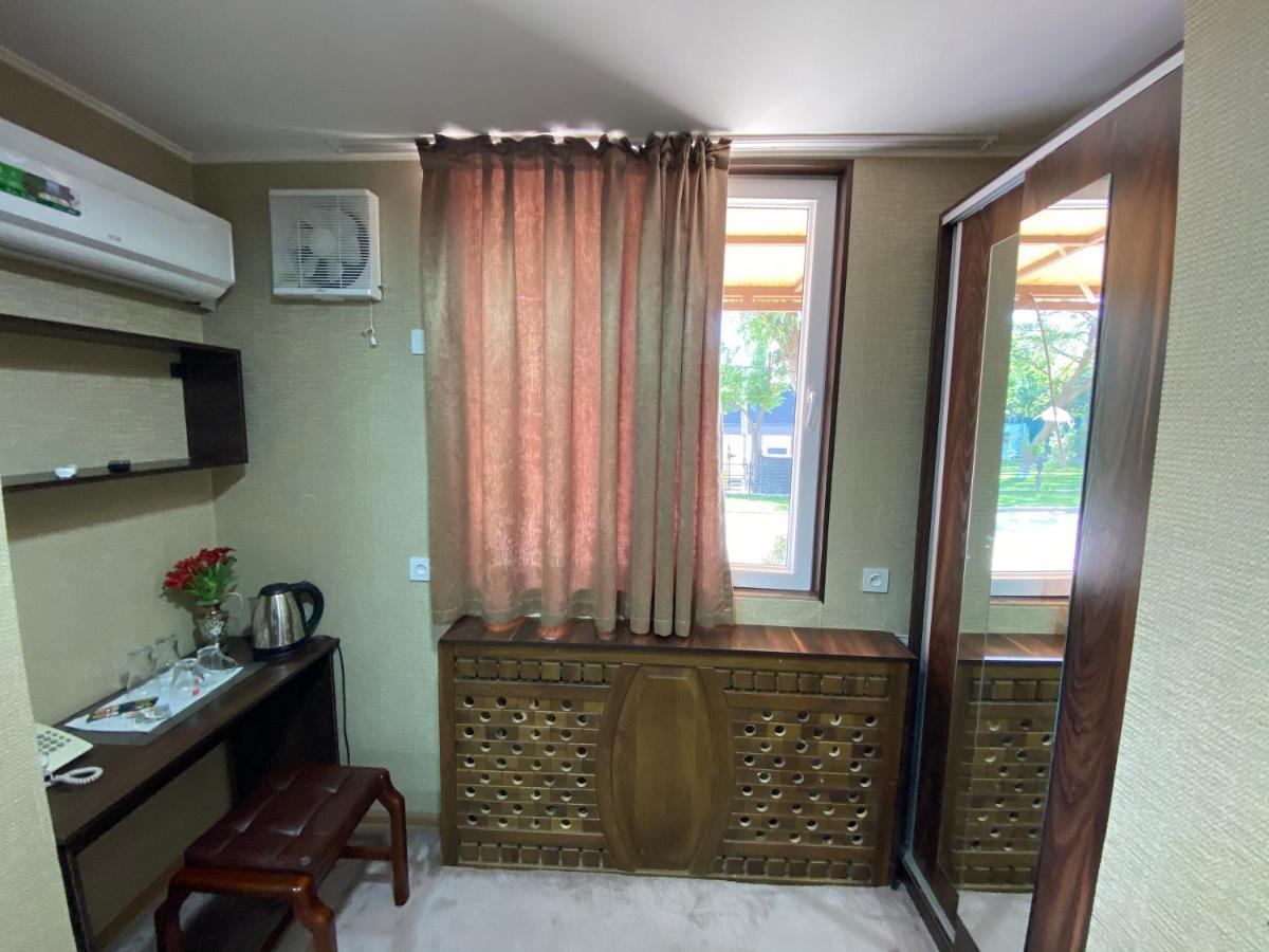 Budget Hotel And Hostel Tashkent Exterior foto