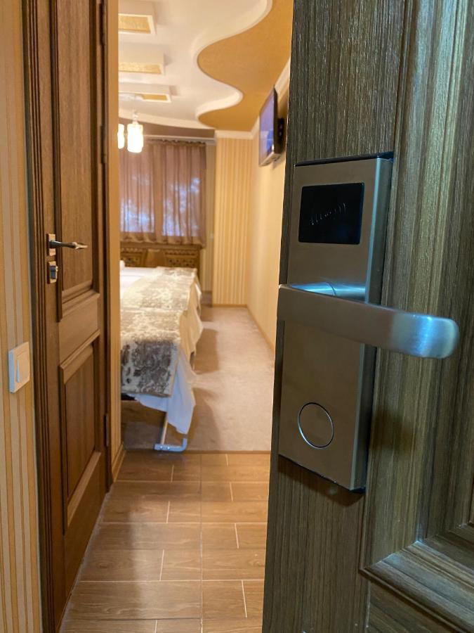 Budget Hotel And Hostel Tashkent Exterior foto